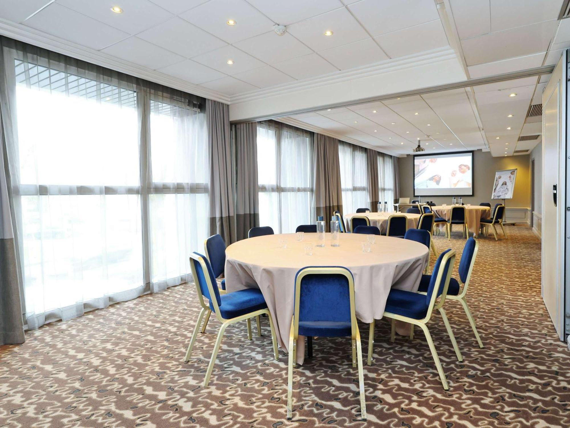 Mercure Grenoble Centre Porte Des Alpes Экстерьер фото