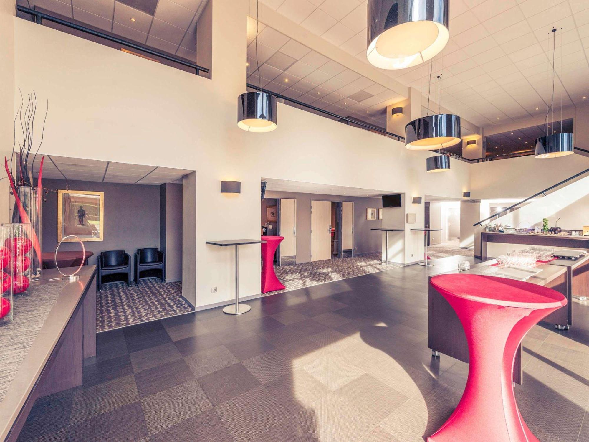 Mercure Grenoble Centre Porte Des Alpes Экстерьер фото
