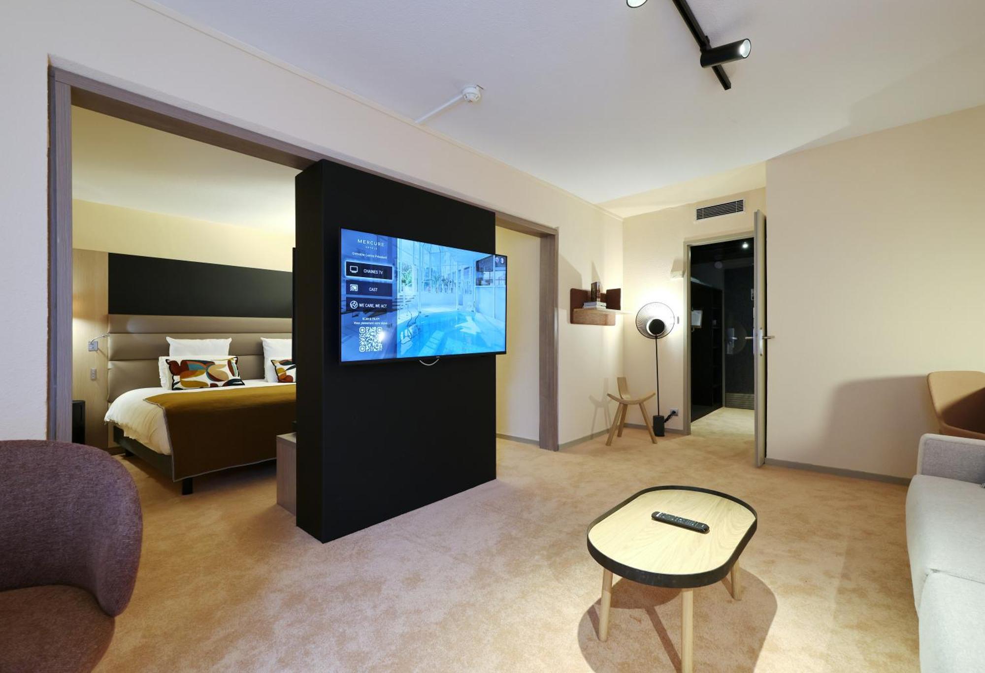 Mercure Grenoble Centre Porte Des Alpes Экстерьер фото